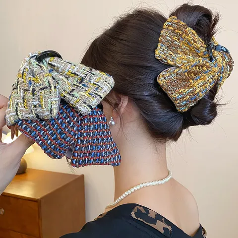 Korean Plaid Fabric Triangle Hair Claw Clip Tweed Texture Elegant Handmade Bow Shark Clip Women Fashion Hair Accessory
