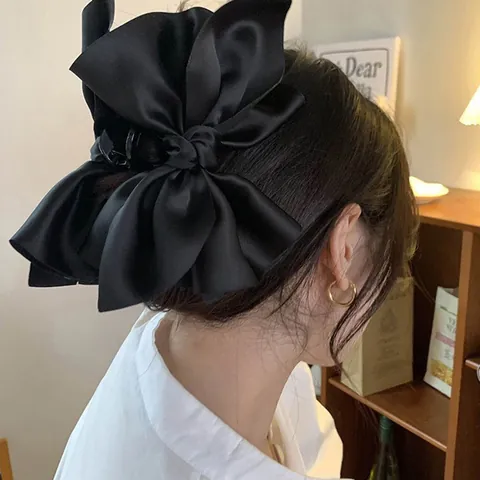 French Vintage Satin Velvet Bow Hair Claw Clip Large Bowknot Shark Clip Elegant Hairpin For Women Daily Hair Accessories