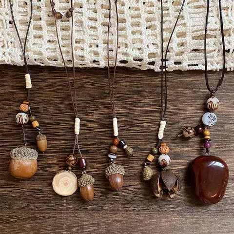 Neo-Chinese Style Retro Ethnic Copper Zirconia Wax Rope Necklace Handmade Pine Cone Pendant Adjustable Necklace For Women