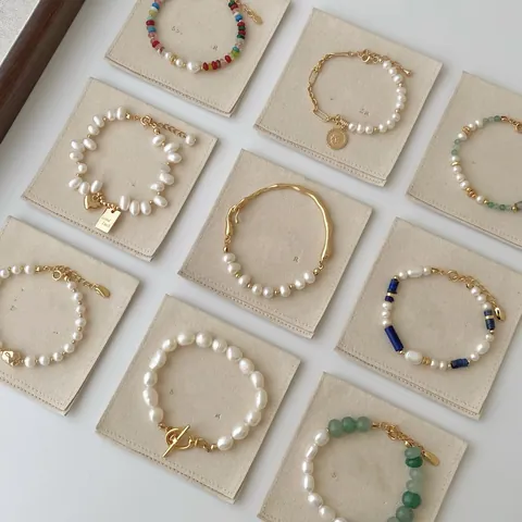 Französischer Vintage Geometrisches Künstliches Perlenarmband Für Damen Elegantes Goldlegierungs-Charm-Armband Schmuckgeschenk