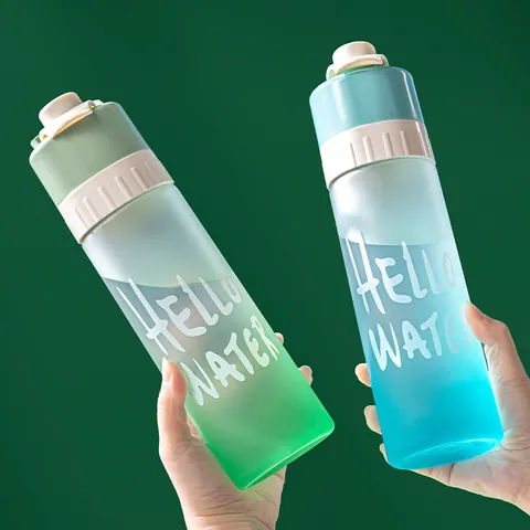 Gradient Color Sports Water Bottle With Cooling Spray Mist Dual Function Frosted PC Plastic Leakproof Portable Water Jug For Outdoor Gym Fitness