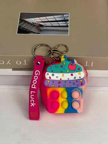 Portamonete in Silicone a Forma di Cupcake Pop It Antistress per Bambini Borsa per Chiavi con Catena Giocattolo Sensoriale