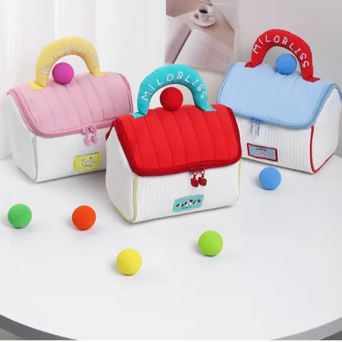 Borsa Da Trucco Trapuntata Forma Di Casa Organizzatore Cosmetici Portatile Con Manico Ricamo Astuccio Da Viaggio Per Donna