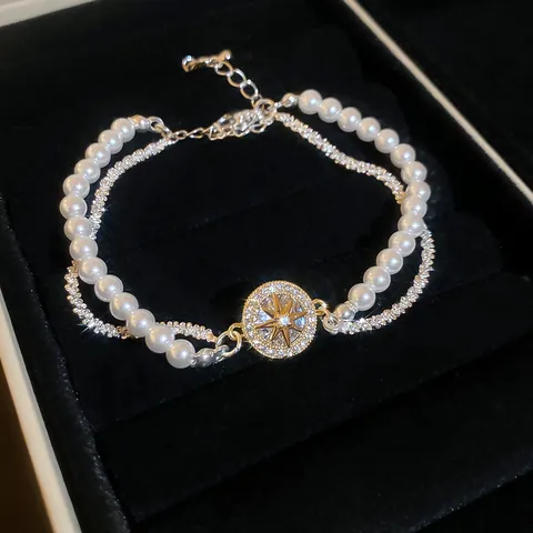 Bracelet De Künstliche Perles Élégant Pour Femme Avec Charme D'étoile En Alliage Et Zircon Bijoux Rétro Multicouche
