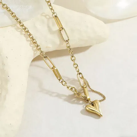 Squisita Collana con Pendente a Cuore 3D in Acciaio al Titanio per Donna Catena di Giunzione Minimalista Oro Argento Lucidato Accessori Gioielli
