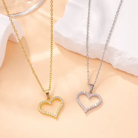Copper Heart Flower Rhinestone Pendant Necklace Gold Silver Plated Minimalist Light Luxury Clavicle Chain Jewelry For Women