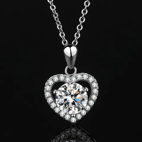 Elegant Copper Zirconia Pendant Necklace For Women Minimalist Snowflake Heart Shape Electroplated Jewelry Accessory Gift