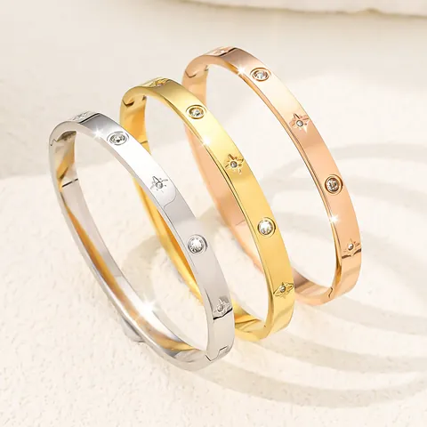 Roestvrijstalen Achtpuntige Ster Strass Armband Voor Vrouwen 18K Verguld Ovaal Armring Mode Sieraden Voor Feest Cadeau