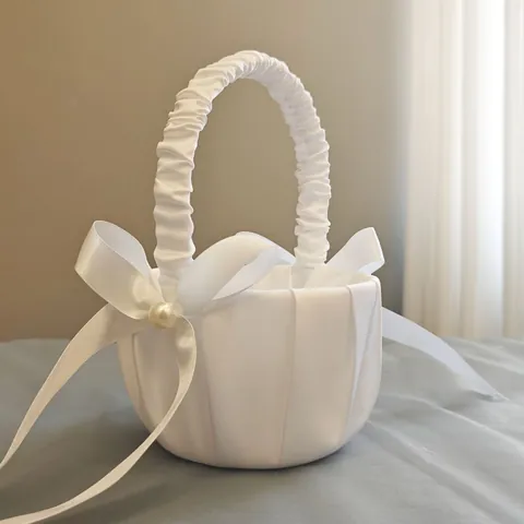Weißer Satin Hochzeit Blumenmädchen Korb Mit Künstlichem Perlen Griff Und Bandschleife Dekorativer Korb Für Hochzeitszeremonie Party