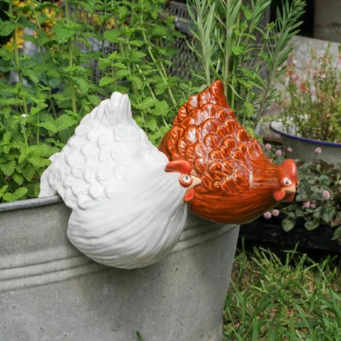 Kreative Kunstharz Henne Skulptur Garten Zaun Hängen Ornament Outdoor Bauernhof Hof Leiter Dekoration Kunst Henne Statue
