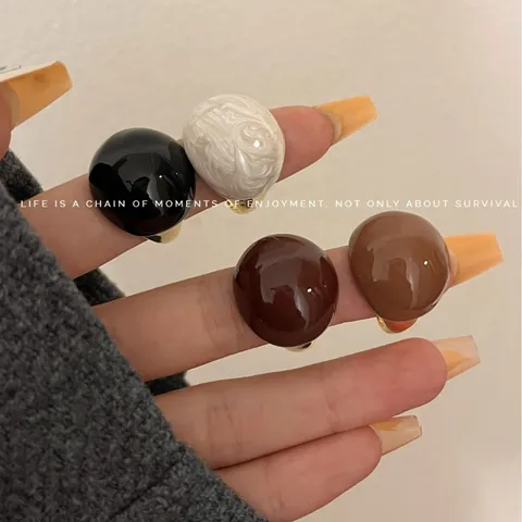 Anello Aperto a Guscio d'Uovo Rotondo in Smalto Vintage per Donna Lega Regolabile Gioielli di Moda per Personalità Retrò Accessorio