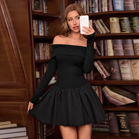 Robe Mini À Épaules Dénudées Pour Femmes Manches Longues Polyester Tricot Côtelé Patchwork Dos Nu Coupe Ajustée Élégant