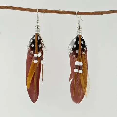 Boucles d'Oreilles Pendantes en Plumes Naturelles Ethniques Bohémiennes pour Femmes Rétro à Pois Gland Longues Boucles d'Oreilles Cadeau Bijoux Fait Main