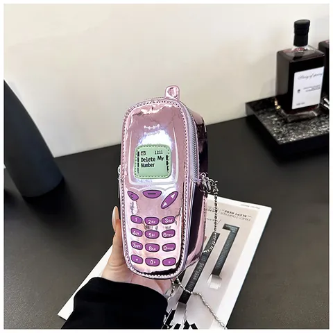 Borsa a Tracolla Mini a Forma di Cellulare Retro Y2K per Donna Borsa a Spalla in Pelle PU Metallica con Catena in Metallo