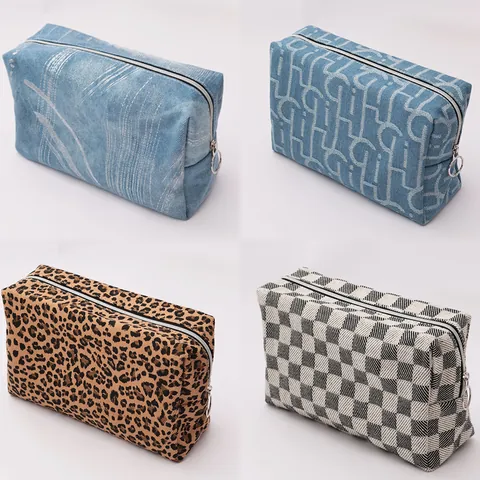 Large Capacity Denim Travel Cosmetic Bag For Women Portable Makeup Organizer With Metal Ring Zipper Denim Blue Makeup Case