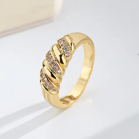 Fashion Brass Gold Plated Rings For Women Minimalist Croissant Star Rhinestone Dome Statement Finger Ring Jewelry