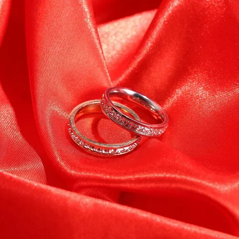 Titanstahl Strass Ring Für Damen Minimalistisch Eternity Band Funkelnder Nischenmodeschmuck Schlichte Ringe