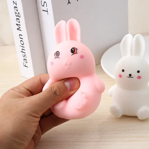 Giocattolo di Decompressione Coniglio Cartone Animato Carino TPR Rimbalzo Lento Antistress Giocattolo da Spremere Per Ufficio Scuola Bambini Adulti Regalo