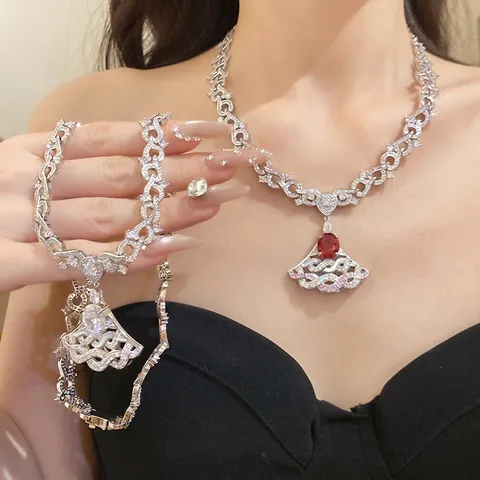 Vintage Kupfer Zirkonia Fächerförmiger Anhänger Halskette Ohrringe Set Luxus Versilbert Oval Roter Edelstein Schmuck Damen
