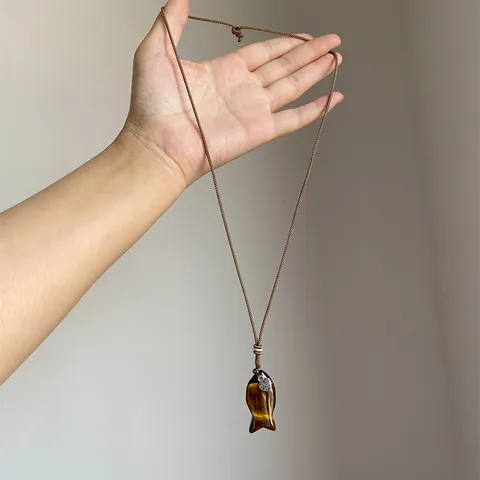 Vintage Handmade Tiger Eye Stone Fish Pendant Necklace Niche Design Heart Charm Woven Rope Sweater Chain For Women Jewelry Gift