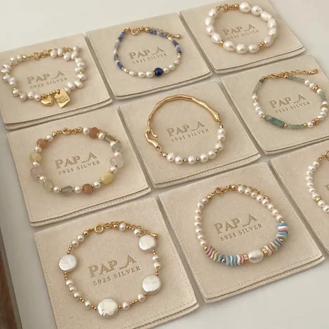 Bracelet en Perles Artificielles Vintage Français Alliage Strass Papillon Fleur Cœur Bracelet de Perles pour Femmes Bijoux de Luxe Cadeau