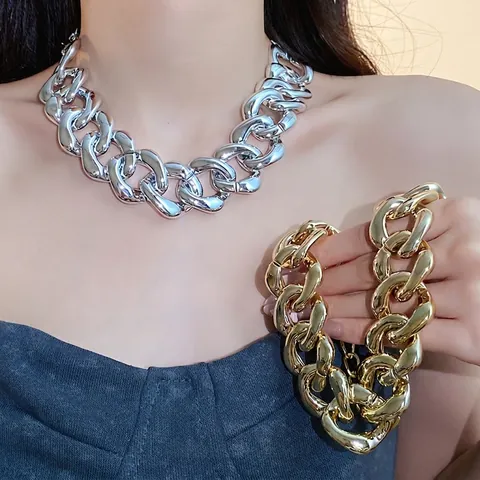 European Vintage Chunky Chain Necklace For Women Personalized Fashion Choker Luxury Elegant Statement Plastic Resin Jewelry Neck Accessory Adjustable