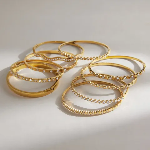 Luxury Stainless Steel Rhinestone Bangle For Women Gold Plated Star Pattern Hinged Bracelet Fashion Jewelry Gift