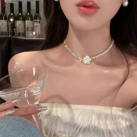French Artificial Pearl Rhinestone Pendant Necklace Elegant Water Drop Bow Camellia Choker Women Fashion Jewelry Chain