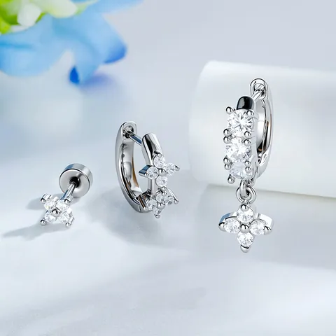 Titanium Alloy Four Leaf Clover Star Zirconia Stud Earrings Dainty Lucky Flower Cartilage Piercing Jewelry For Women