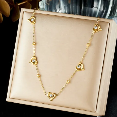 304 Stainless Steel Necklace 18K Gold Plated Hollow Heart Flower Rhinestone Pendant Choker Fashion Jewelry For Women