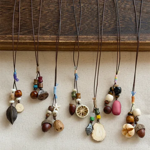 Handmade Forest Style Plant Acorn Pendant Necklace For Women Vintage Ethnic Design Wood Bead Long Sweater Chain Necklace
