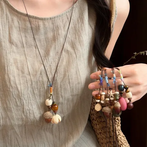 Handmade Forest Style Plant Acorn Pendant Necklace For Women Vintage Ethnic Design Wood Bead Long Sweater Chain Necklace
