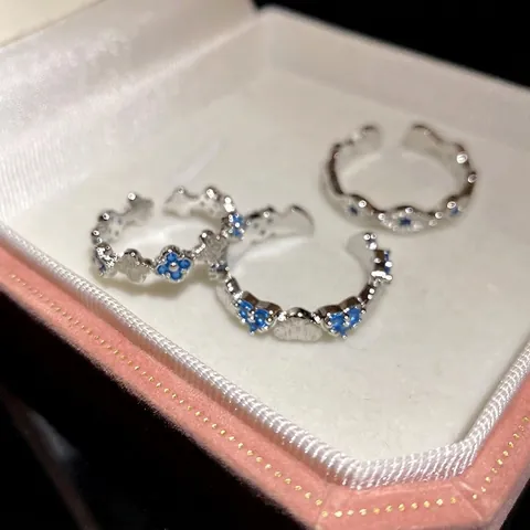 Bague Ouverte en Cuivre Zirconia Bleu Cœur Exquise Pour Femmes Simple Mode Premium Incrusté Réglable Doigt Bijoux Accessoire Bague