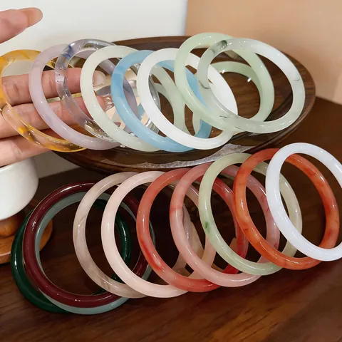 Bracciale Rigido in Calcedonio Ghiaccio Chiaro di Luna per Donna Stile Vintage Lavaggio a Inchiostro Bracciale Moda Sfumato Lusso Leggero Premium Gioielli