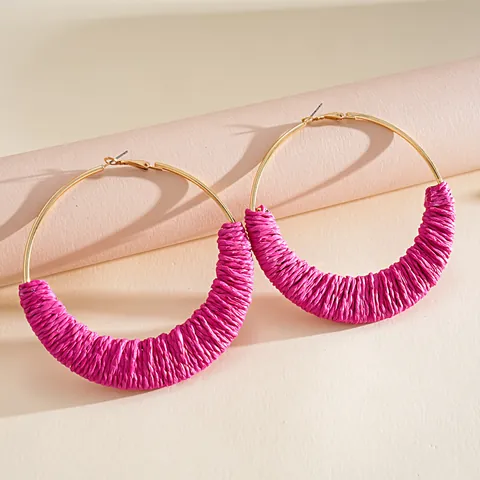 Boucles d'Oreilles Créoles Larges en Rotin de Paille Tissé à la Main pour Femmes Alliage Tige en Acier Bijoux Bohèmes Dopamine