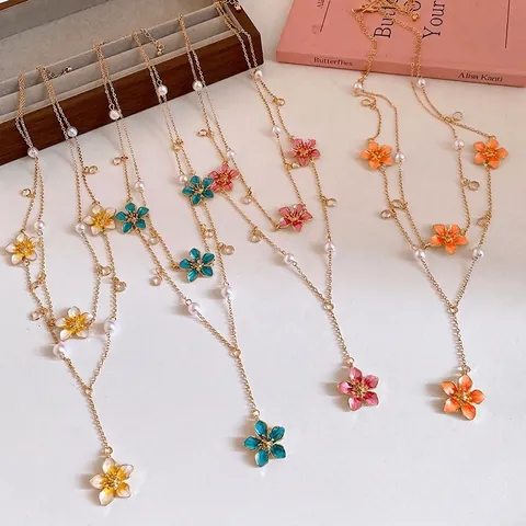 Collier Pendentif Fleur en Émail Bohème Pour Femmes Perle Artificielle Chaîne Multirang en Y Bijoux de Vacances en Alliage