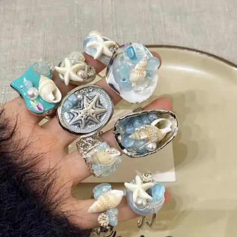 Anello in Lega di Boemia a Forma di Stella Marina e Conchiglia per Donna Perla Artificiale Strass Tema Oceano Gioielli per Vacanze al Mare Anello Aperto Regolabile