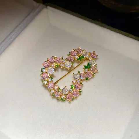 Vintage 18k Real Gold Plated Zirconia Gourd Brooch Pin Elegant Pink Crystal Heart Floral Pin For Suit Coat Women Fashion Jewelry