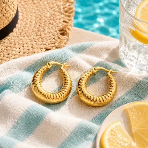 Orecchini a Cerchio a Costine in Acciaio Inossidabile Placcato Oro Vintage per Donna Minimalisti Orecchini Geometrici a U