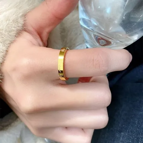 Anello in Acciaio al Titanio alla Moda Con Incisione Forever Love Cuore Oro Argento Placcato Strass Intarsiato Gioielli