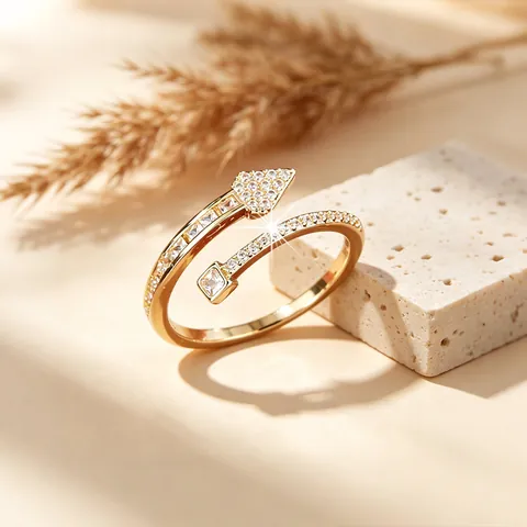 Anillo Abierto de Cobre con Circonia Incrustada Minimalista Moderno Diseño Flecha Clavo Ajustable Chapado en Oro Plata Mujer
