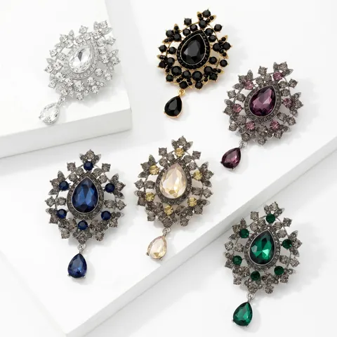Vintage Baroque Brooch Pendant Pear Shaped Rhinestone Alloy Luxury Jewelry For Women Wedding Banquet Accessories
