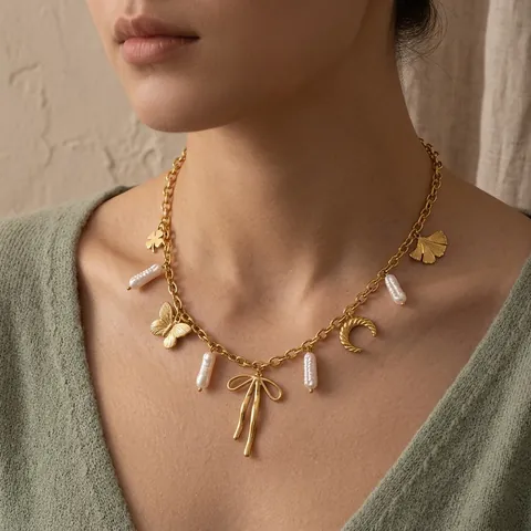 18K Vergoldet Edelstahl Schmetterling Künstliche Perle Anhänger Halskette Leichter Luxus Retro Urlaub Damen Schmuck