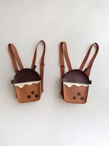 Mochila Creativa para Niños Forma de Taza de Té con Leche Mini Mochila de Cuero PU Estilo Taza de Café Mocha Bolso de Hombro Ajustable