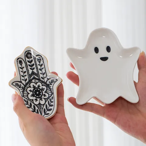 Nordic Ceramic Jewelry Tray Ring Dish Heart Ghost Star Moon Shape Decorative Necklace Storage Plate Halloween Home Decor