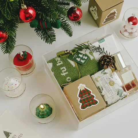 Bougie Parfumée de Noël en Verre Bougie Créative en Cire de Soja Décoration Festive Bonhomme Pain d'Épice Père Noël Cadeau