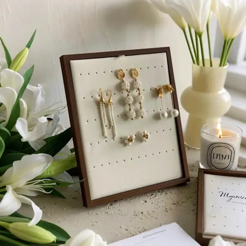 Présentoir à Bijoux en Bois de Noyer Organisateur de Boucles d'Oreilles Vertical Porte-Bague Doublure en Velours pour Bijoux