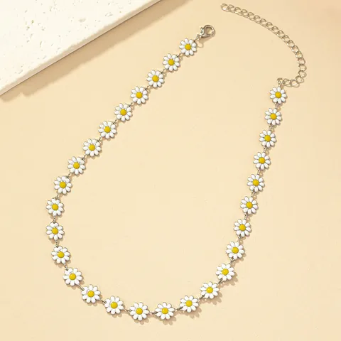 Collana Vintage Margherita in Smalto per Donna Lega Smalto a Goccia Minimalista Ins Stile Ciondolo Floreale Gioielli Accessori