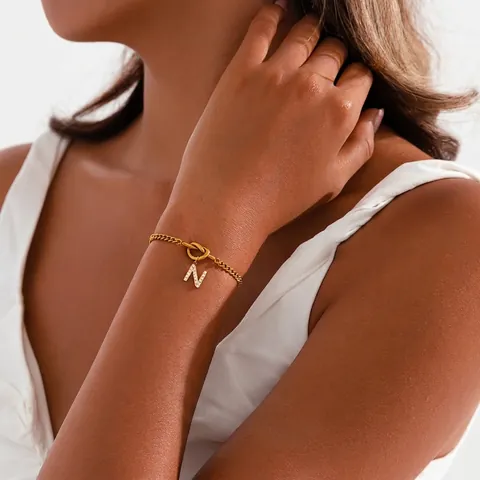 Bracelet Pendentif Lettre Alphabet en Acier Inoxydable avec Nœud en Cœur et Strass pour Femmes Bijoux Cadeau Chaîne Serpent Plaquée Or 18K