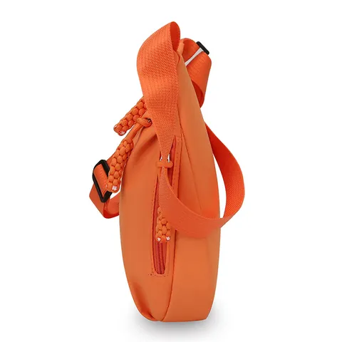 Borsa Tote a Tracolla in Poliestere da Donna a Grande Capacità Moda Casual Mezzaluna Con Cerniera Intrecciata per il Pendolarismo